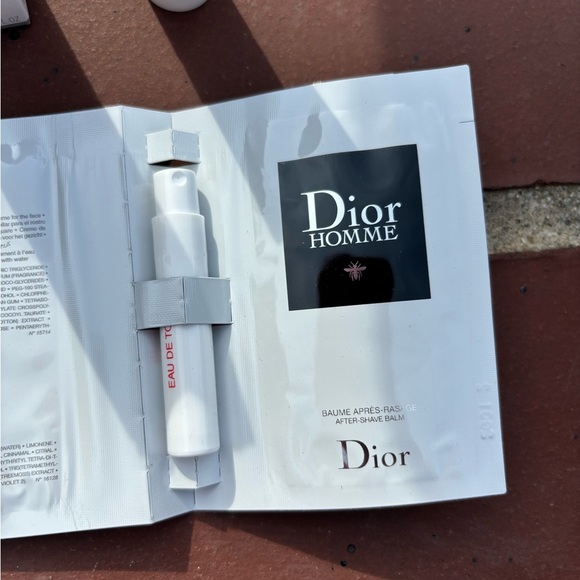 Dior Homme Shaving Set - White and Gray - Picture 2 of 5